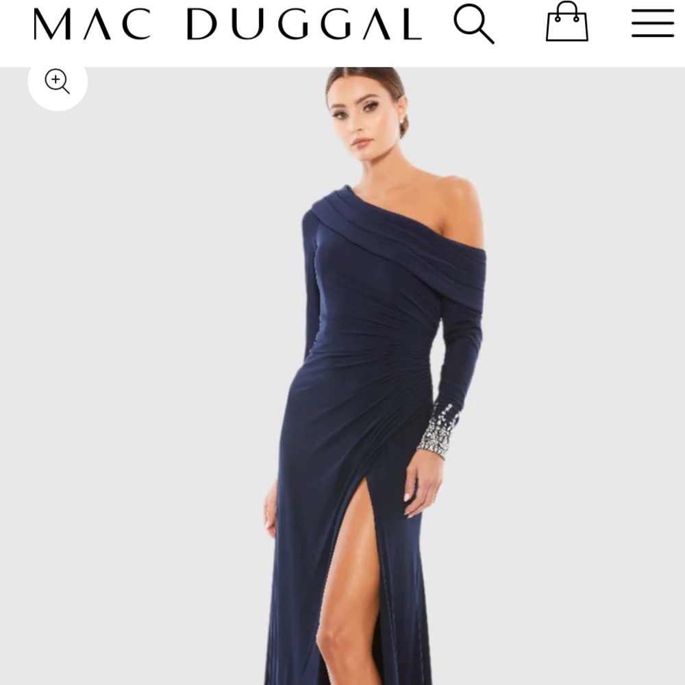 NWT Mac Duggal Navy Gown Size 10